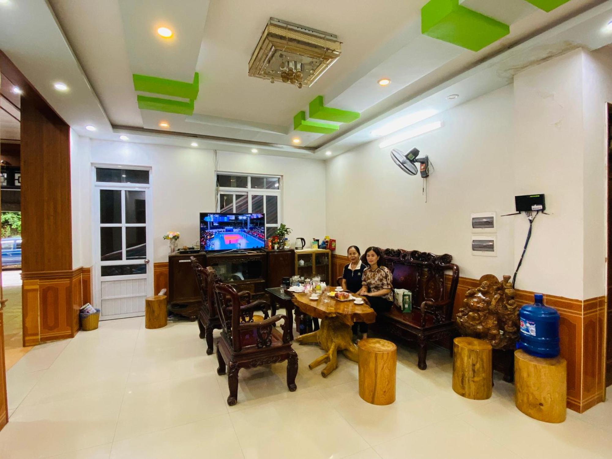 Viet Hoang Hotel Bao Lac Extérieur photo