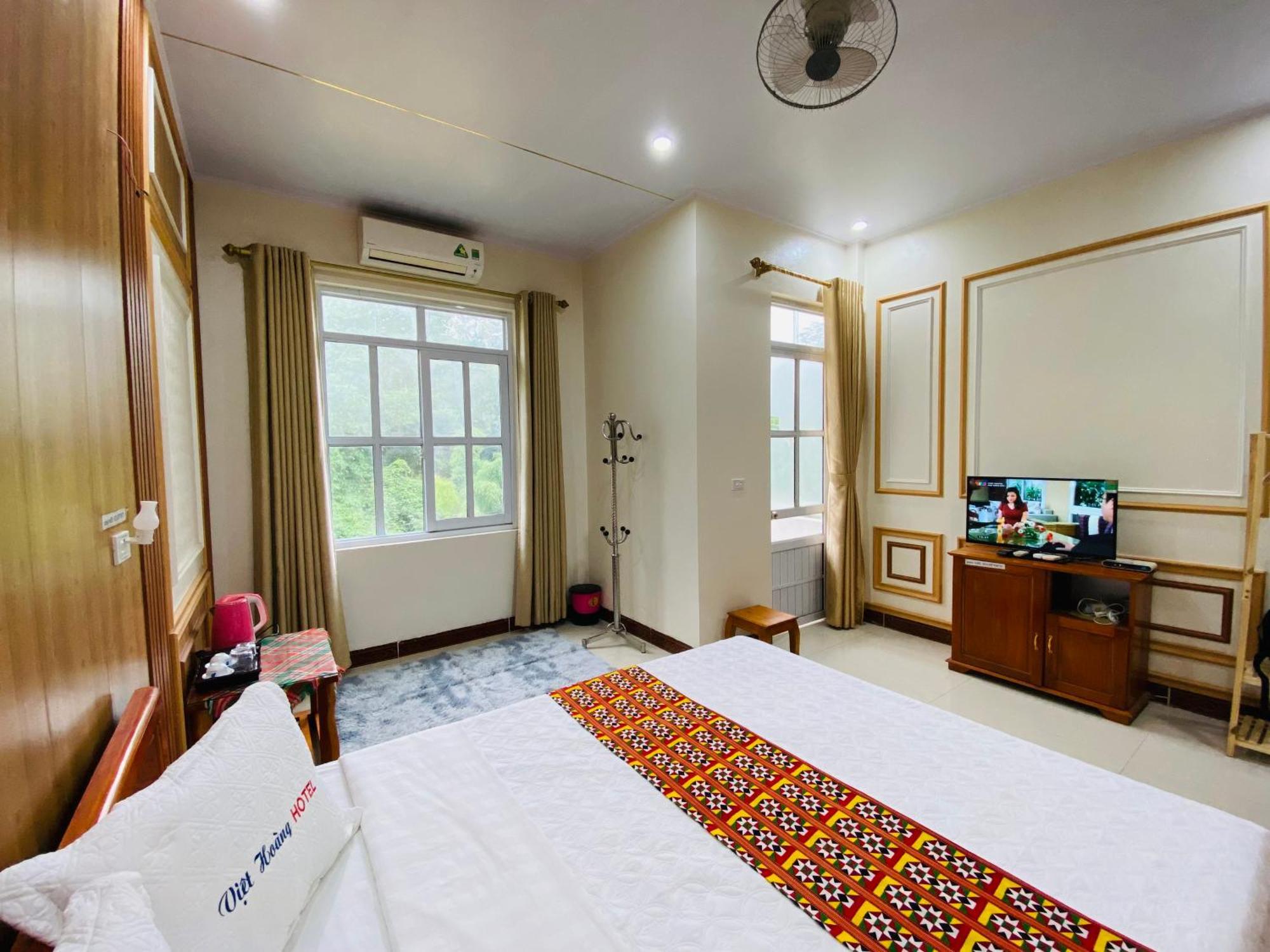 Viet Hoang Hotel Bao Lac Extérieur photo